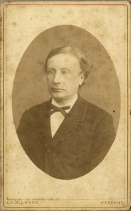 104225 Portret van dr. Andries Willem Bronsveld, geboren Harderwijk 1839, Hervormd predikant te Utrecht (1880 - ?), ...